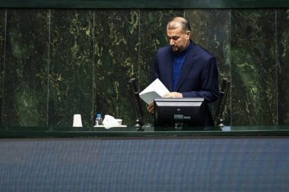 انتقاد نمایندگان جواب داد/ جلسه غیرعلنی مجلس با امیرعبداللهیان و باقری