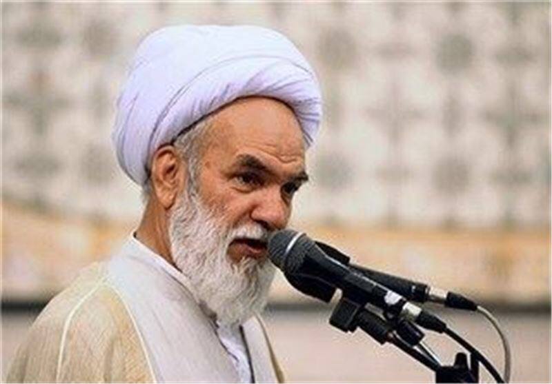 عضو جامعه روحانیت مبارز: مردم انتظار نداشته باشند فردای توافق برجام ایران گلستان می شود و اجناس ارزان!