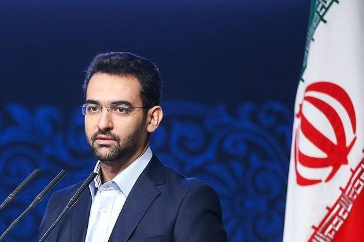 کندی اینترنت ایران، پای چه کسی روی سیم اینترنت ایران است؟ شکایت آذری جهرمی از مخابرات
