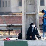 روزنامه جمهوری اسلامی: دولت در بهبود معیشت مردم موفق نبوده