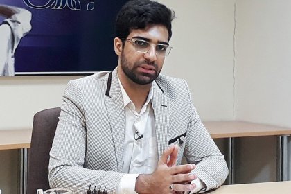 فرجاد: دانشگاه، امروز به مثابه ترمینال غرب شده است