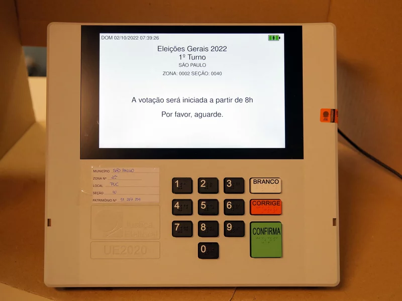 سیستم الکترونیک رای گیری انتخابات برزیل
