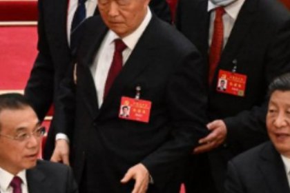 رهبر پیشین چین نشست حزب کمونیست را دچار تنش کرد