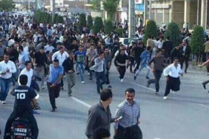 هه‌نگاو: چند اداره حکومتی به تصرف مردم مهاباد درآمده