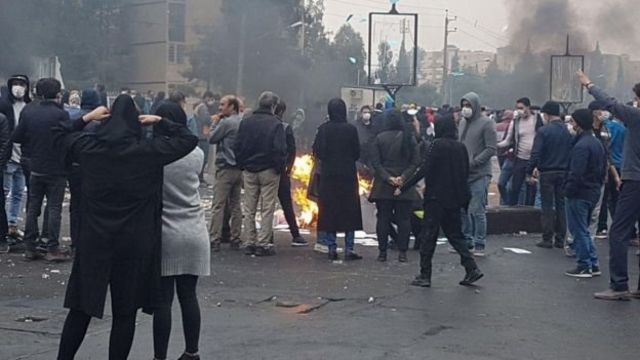 سه معترض در دیواندره کردستان کشته شدند