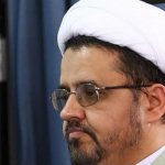 واکنش فرزند شهید مطهری به «عمامه‌پرانی» در خیابان : برای جوان امروزی لباس روحانیت معنایی جز «یونیفورم حکومتی» پیدا نکرده ، عمامه‌ پرانان واقعی کسانی اند که با تفکر امنیتی ، رسالت روحانیت را تملق‌ گویی از نظام می‌ دانند