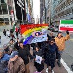 حمل «ماکت قایق روباتیک کیان» در تظاهرات نیویورک