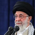 علی خامنه‌ای : مرگ‌بر اغتشاشگر صدای ملت است