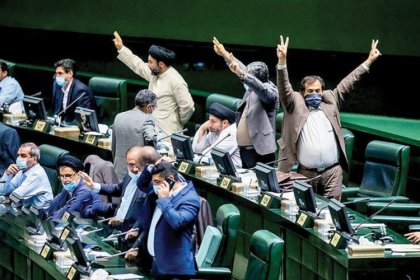 نماینده تبریز : نمایندگان جبهه پایداری نمی‌گذارند حوادث اخیر در مجلس بررسی شود