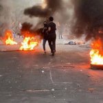 روزنامه وال استریت ژورنال : خانواده های رفسنجانی و خمینی،درخواست «شمخانی» برای آرام کردن اوضاع در خیابان را رد کردند