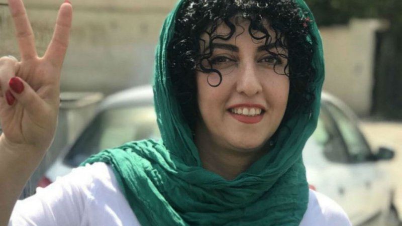 نرگس محمدی : جمهوری اسلامی زنان و کودکان را میکشد و میگوید خودکشی کردند