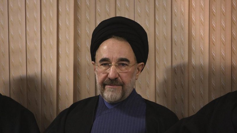 روزنامه کیهان : خاتمی ادعاهایی مطرح کرده که مخاطبش خودش و همپالگی های اوست
