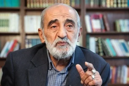 شریعتمداری : تفکیک اغتشاشگران به فریب‌خورده و دیوانه و هیجان‌زده و مزدور و منافق و آشوبگر‌، تفکیکی هوشمندانه است