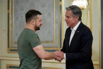 زلنسکی به آمریکا می‌رود