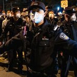 پلیس چین با فناوری‌های پیشرفته معترضان را سرکوب می‌کند