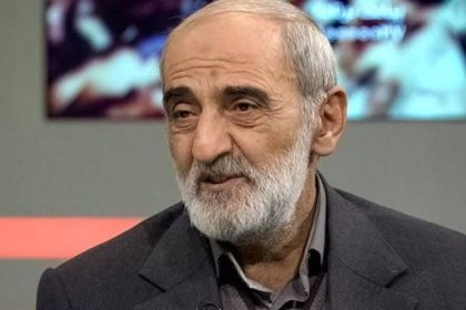 شریعتمداری : بیانیه خاتمی حمایت از آشوب‌ ها بود