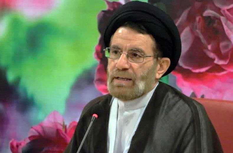 امام جمعه خرم آباد : آنها می‌خواهند ما را به سمت ازدواج با حیوانات ببرند