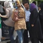 روزنامه رسالت : زن ایرانی نمی‌تواند با احکام حجاب بجنگد