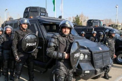 هجوم نیروهای امنیتی به خانه ها در جوانرود