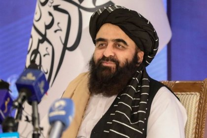وزیر خارجه طالبان: از روابط خوب با کشورهای همسایه خوشحال هستیم