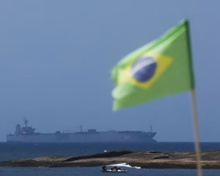 دو کشتی جنگی ایران در بندر ریودوژانیرو برزیل پهلو گرفتند