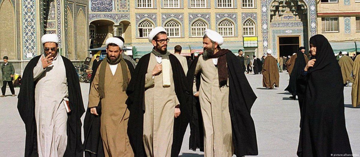 ۲۴ هزار روحانی در مدارس ایران فعالیت می‌کنند