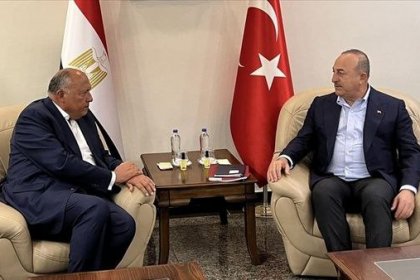وزیر خارجه مصر از مناطق زلزله زده ترکیه دیدن کرد