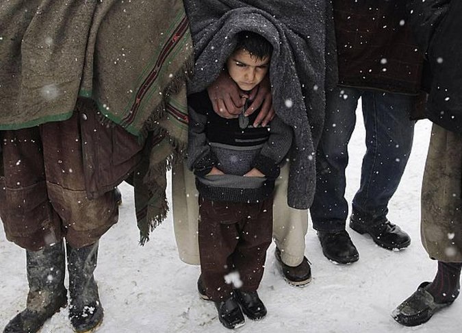 یونیسف: بر اثر سرمای زمستان صدها کودک در افغانستان فوت کردند