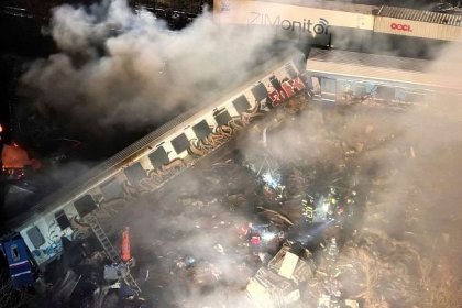 برخورد دو قطار در یونان بیش از ۳۰ کشته برجای گذاشت