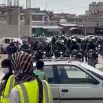 حمله نیروهای امنیتی به معترضان در زاهدان