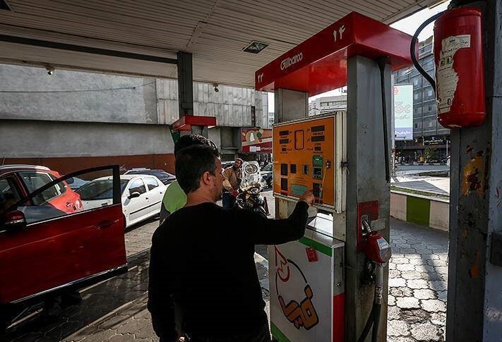 عضو کمیسیون انرژی مجلس: دولت افزایش قیمت بنزین را مطرح نکرده است