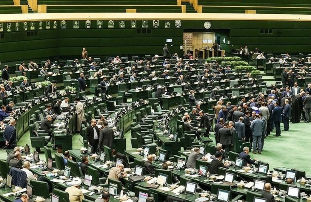 جنجال خودروهای شاسی بلند در مجلس همچنان ادامه دارد