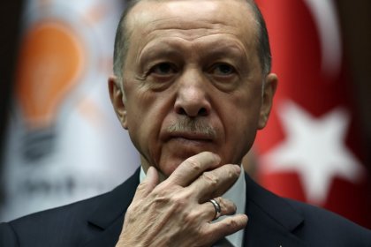 اردوغان برنامه انتخاباتی خود را به دلیل بیماری لغو کرد