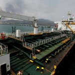 رويترز: ایران نفت خود را ارزان‌تر از روسیه تحویل چین می‌دهد