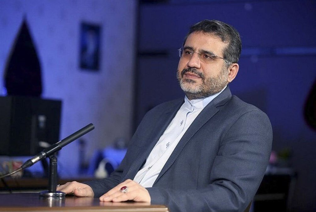 وزیر فرهنگ و ارشاد:انقلاب ایران علیه بی‌حجابی بود،بازگشت به عقب نداریم