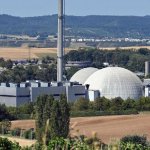 بحث و جدل در آلمان بر سر وداع قطعی با انرژی اتمی