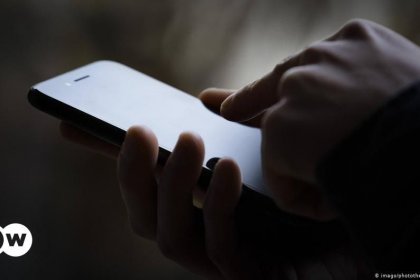 بیش از سه میلیون آلمانی از اینترنت استفادە نمی‌کنند