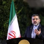 وزیر فرهنگ و ارشاد اسلامی درباره لغو ممنوعیت کار هنرمندان: برای کسانی که اظهار پشیمانی کرده‌اند فضای کار فراهم میکنیم