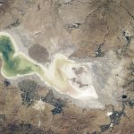 صرف بی حاصل ۳۰ هزار میلیارد تومان برای احيای دریاچه ارومیه