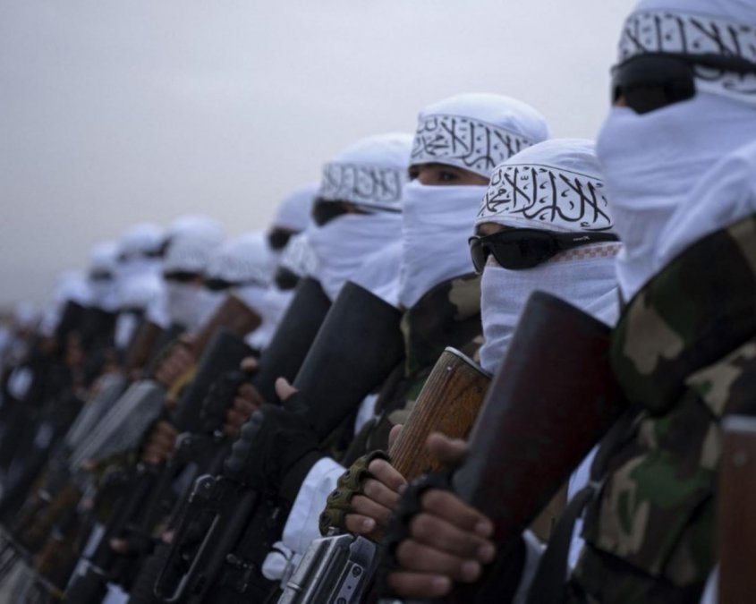 روزنامه اطلاعات:مراقب باشید نام ایران در لیست حامیان طالبان قرار نگیرد