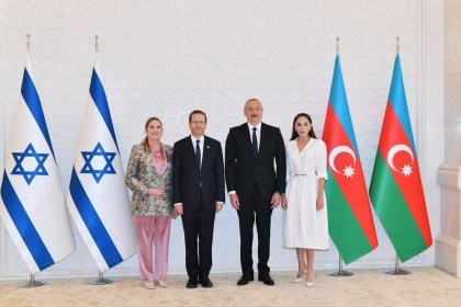 رئیس جمهور اسرائیل در باکو: در مورد تهدیدهای ایران مذاکره کردیم