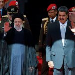 ایران و ونزوئلا ۲۵ سند همکاری امضا کردند
