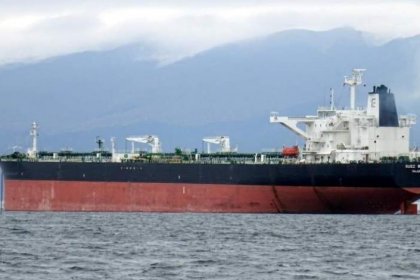 خبرگزاری آسوشیتدپرس: تخلیه نفت ایران از «نفتکش آمریکایی» آغاز شده است