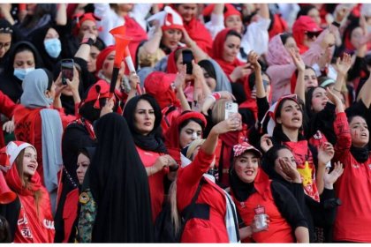 مجوز حضور زنان در تبریز برای تماشای بازی تراکتور صادر نشد