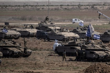 نیروهای زمینی ارتش اسرائيل وارد بخش مرکزی غزه شدند