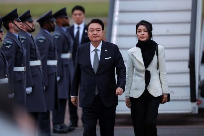 سفر رئیس‌جمهور کره جنوبی و همسرش به بریتانیا