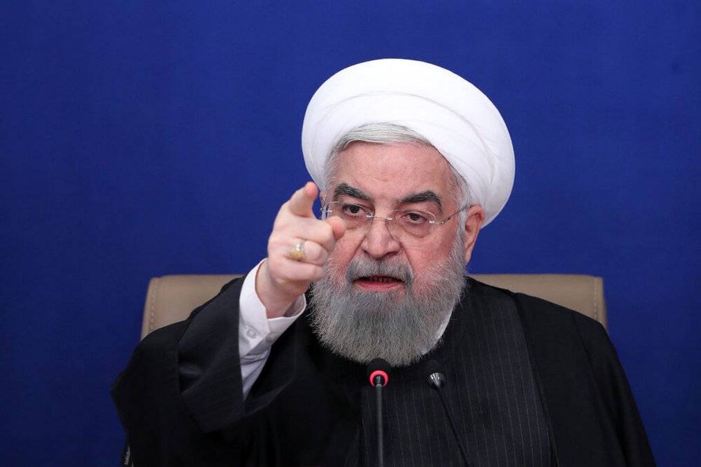 عصبانیت کیهان از ثبت‌نام حسن روحانی در انتخابات: لیبرال غربزده به جای شرمندگی برای انتخابات داوطلب شده