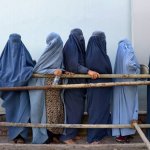 امارت اسلامی: زنان ضعیف‌تر از مردانند