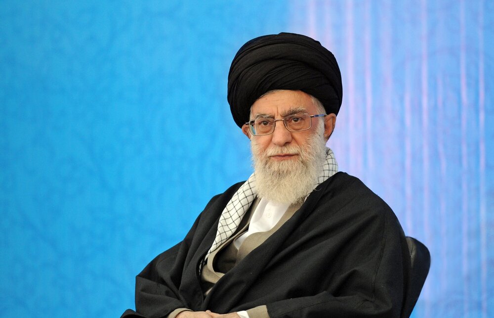 رهبر جمهوری اسلامی: رای ندادن هیچ دستاورد و فایده‌ای ندارد