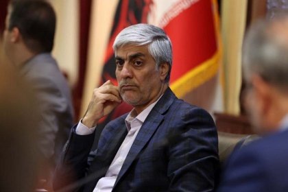 وزیر ورزش: نمی‌توانیم ریالی به استقلال و پرسپولیس کمک کنیم